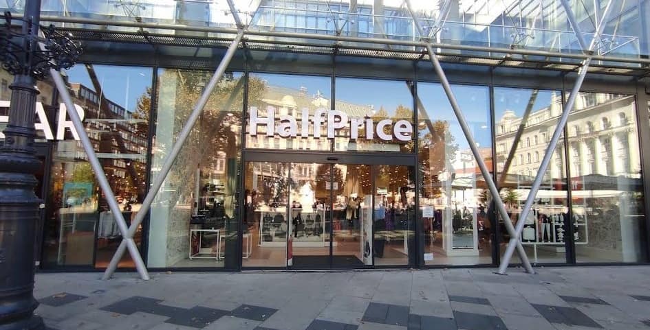 HalfPrice בבודפשט חנות עודפים ומותגים