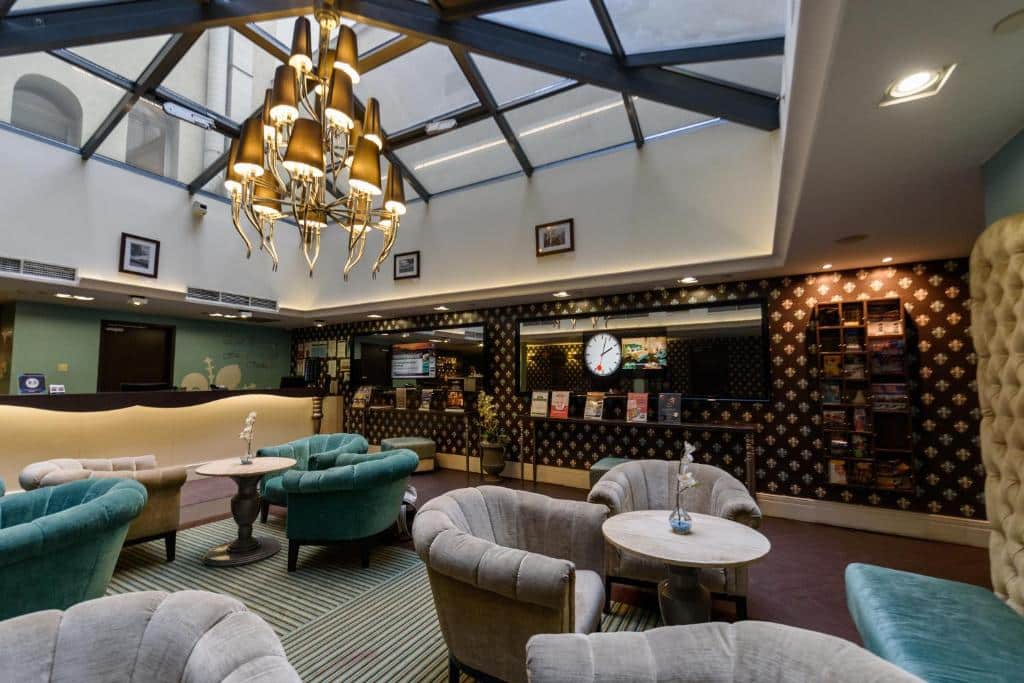 La Prima Fashion Hotel – אזור ואצי